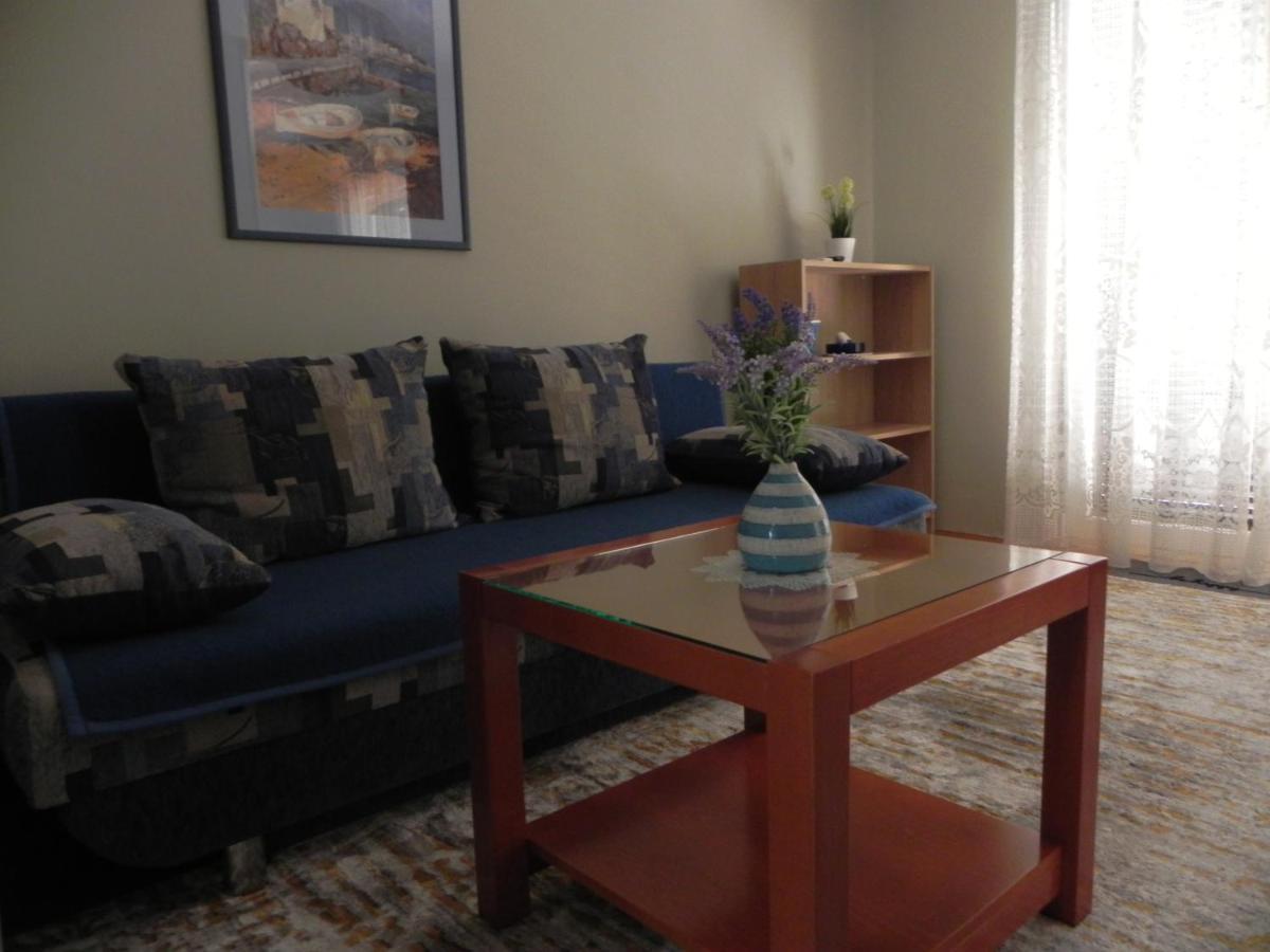 Apartments Katalenic Selce Exterior photo