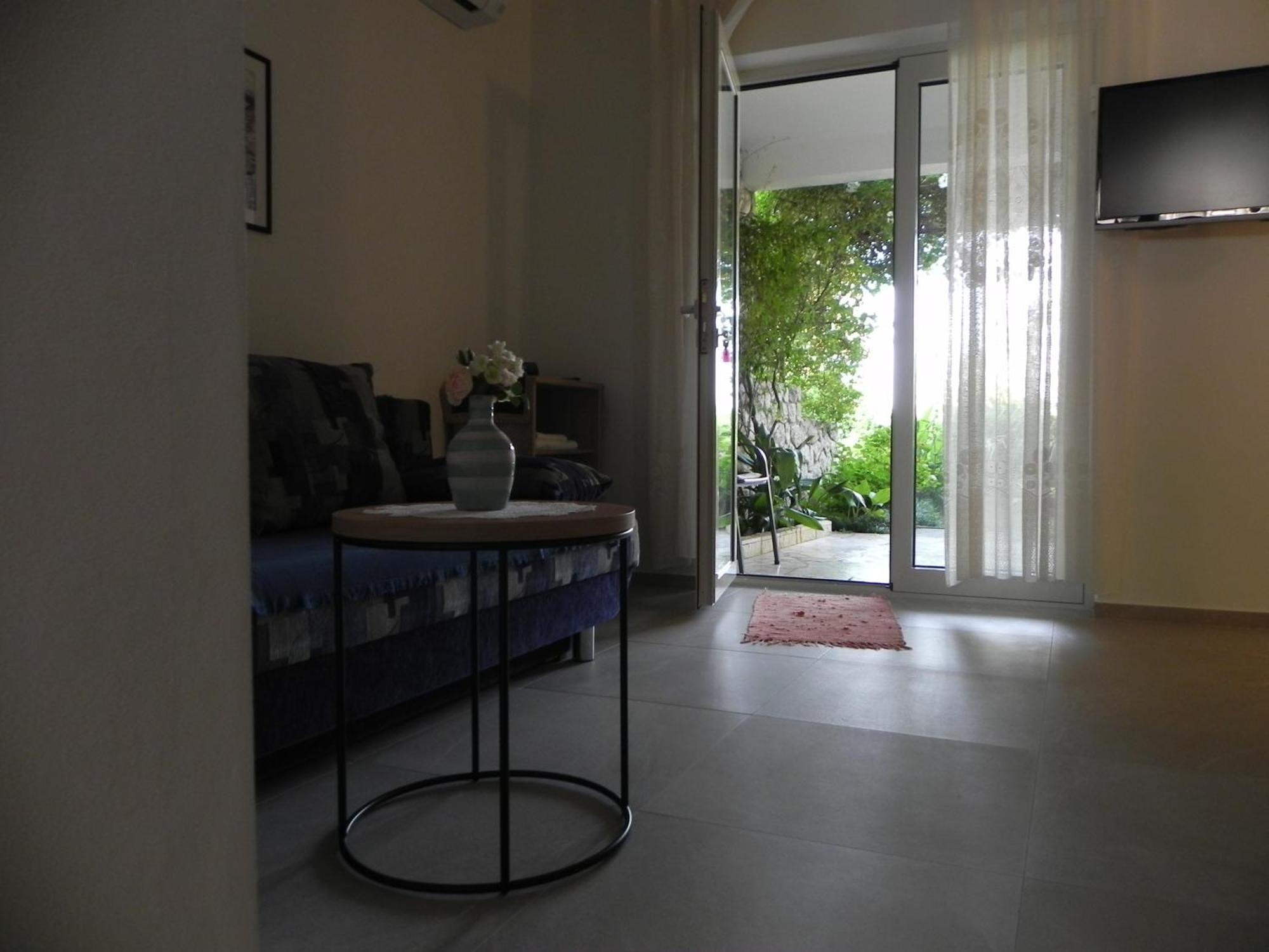 Apartments Katalenic Selce Exterior photo