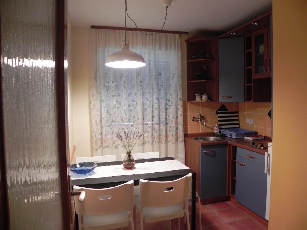 Apartments Katalenic Selce Exterior photo
