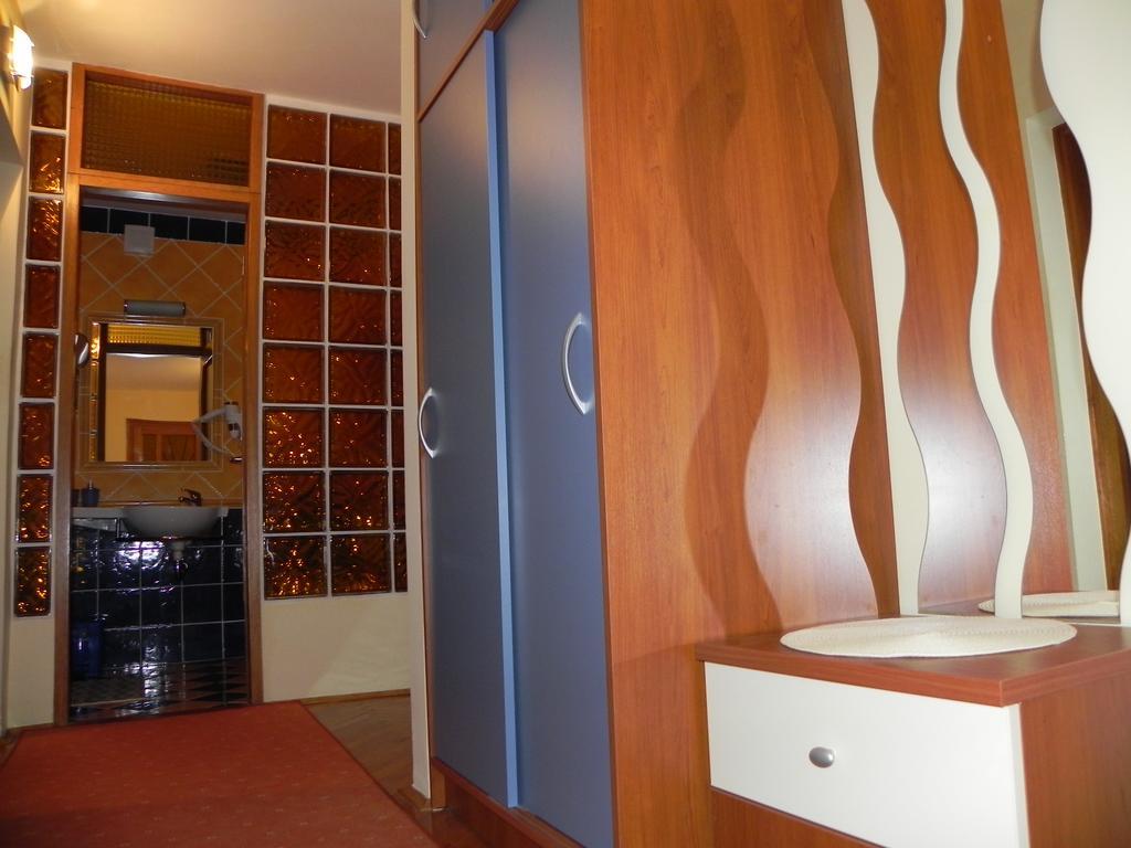 Apartments Katalenic Selce Exterior photo