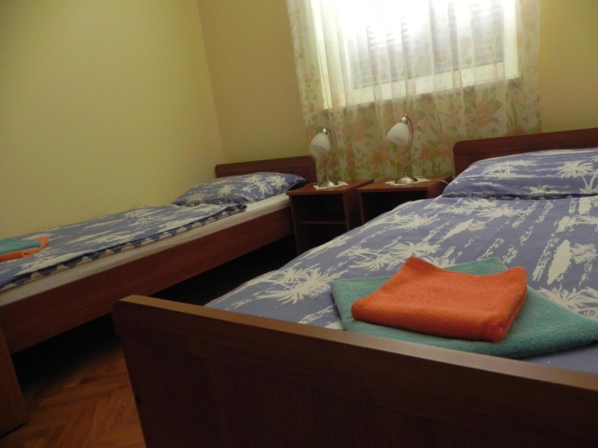 Apartments Katalenic Selce Exterior photo