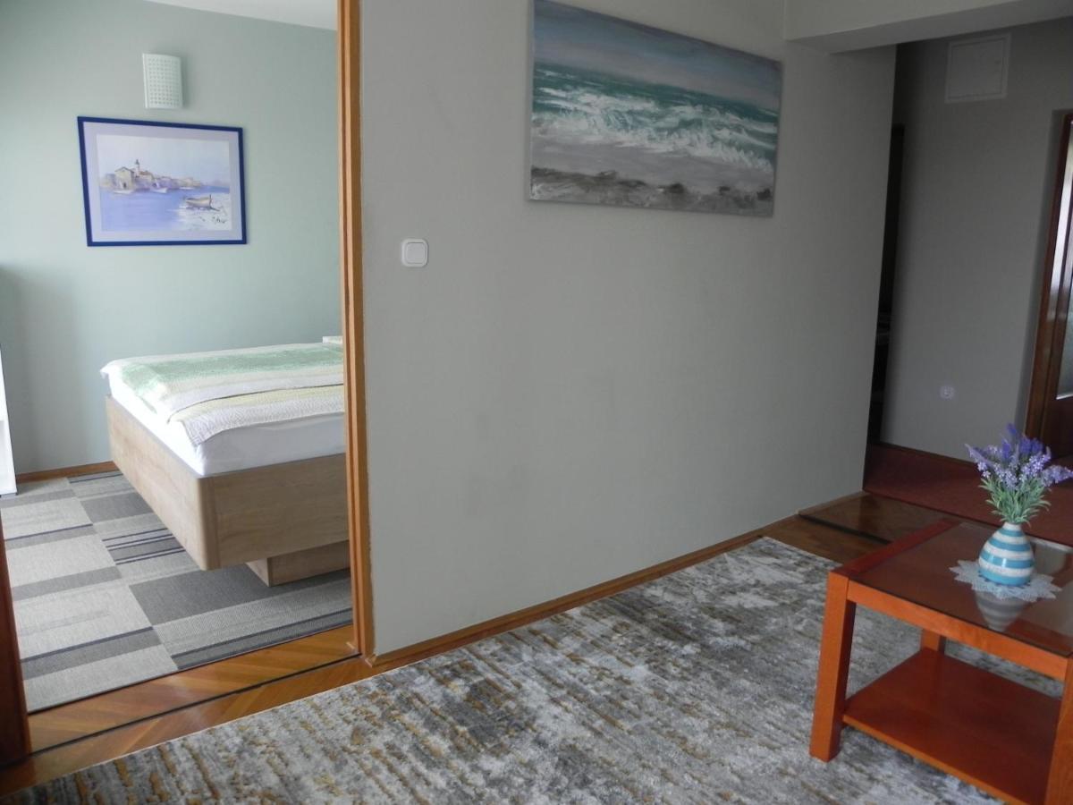 Apartments Katalenic Selce Exterior photo